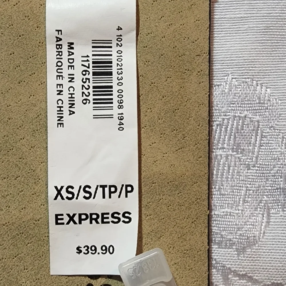 Belts - Picture 2 of 3